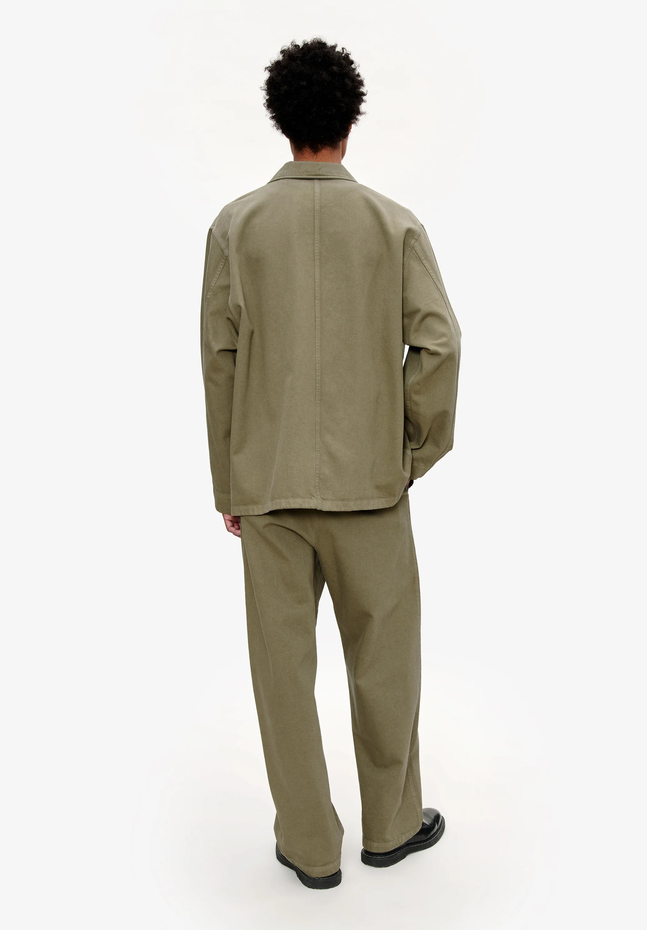 Dan Chinos - Image 3