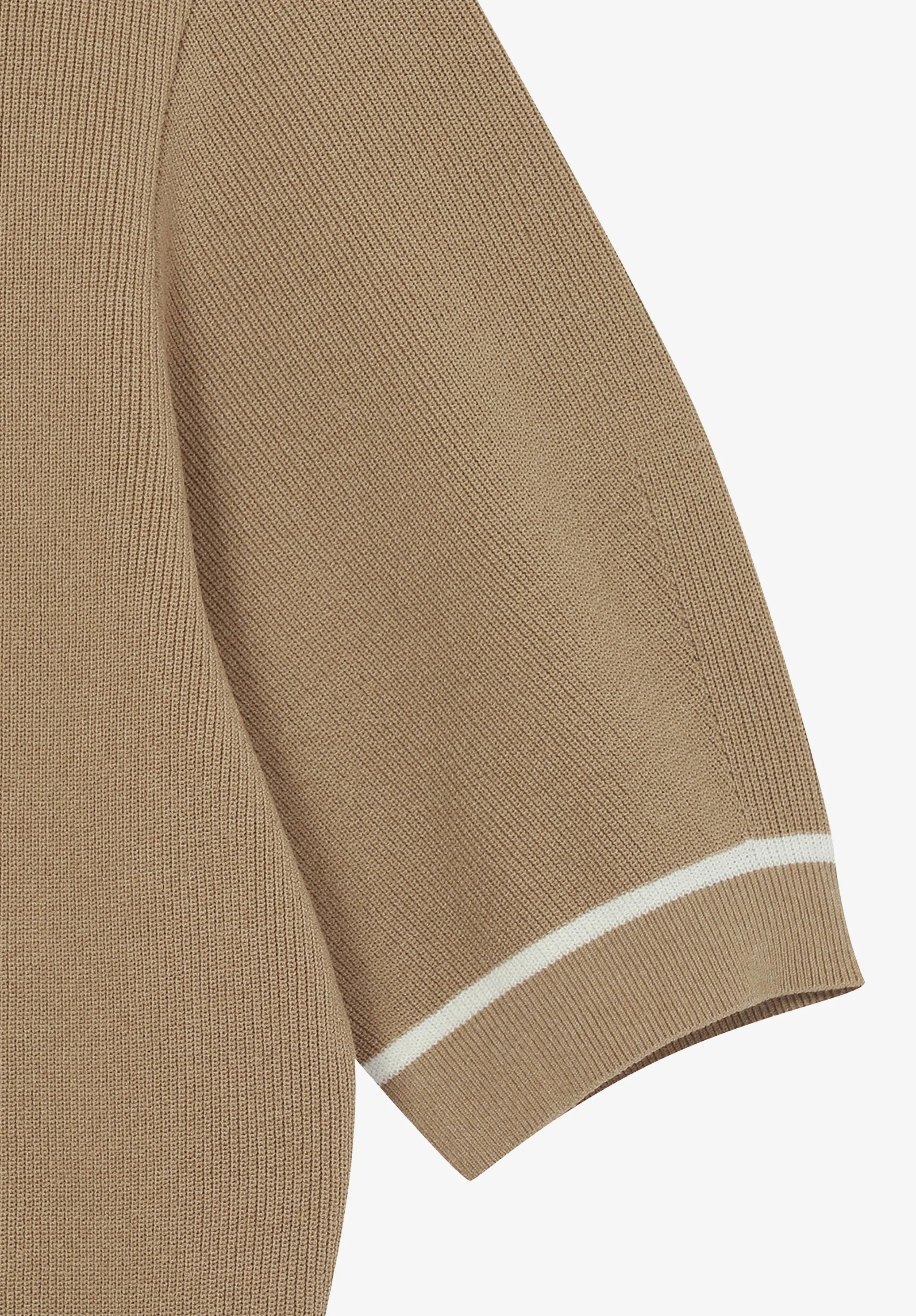 Polo with contrast collar - Image 6