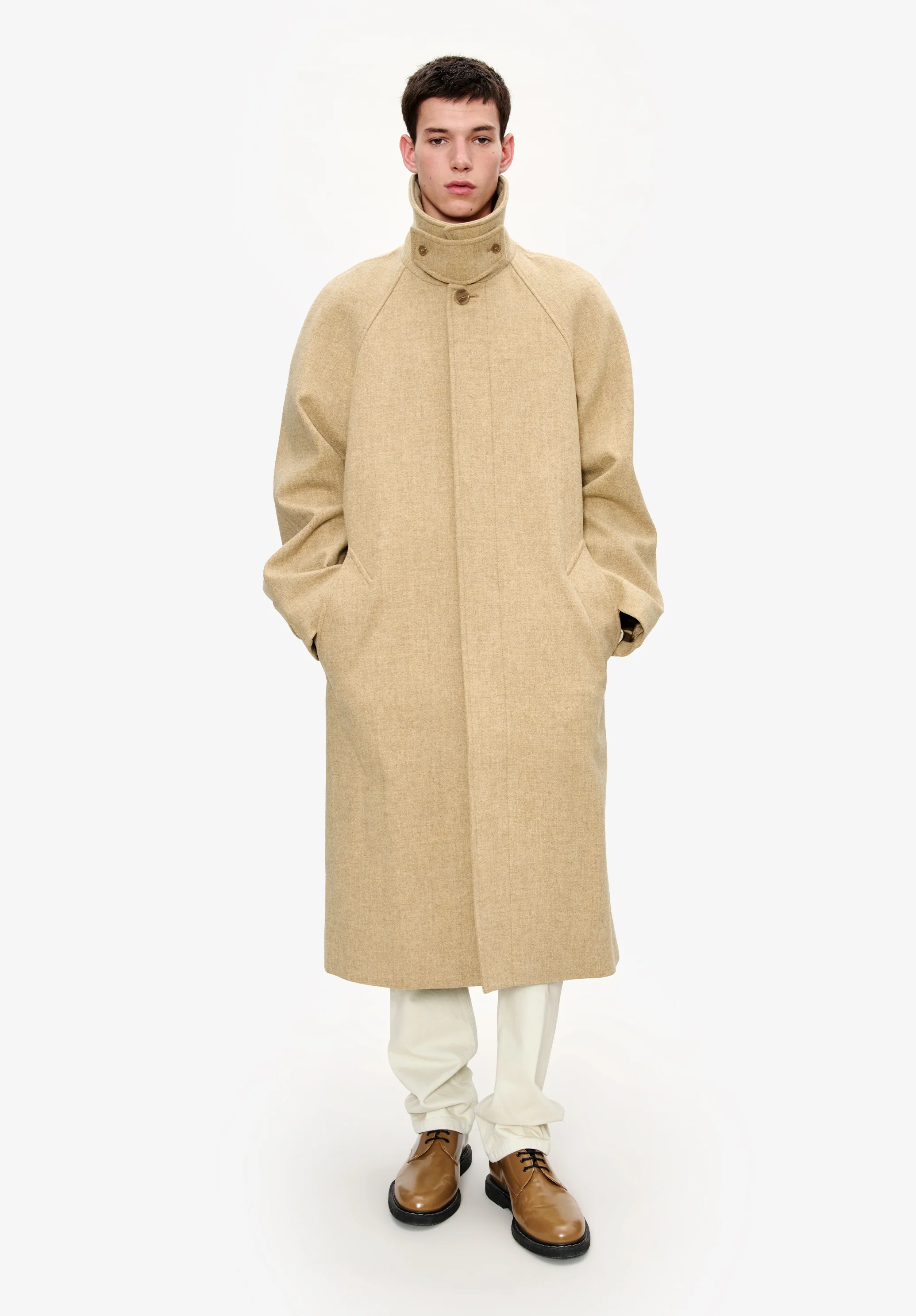 Solid-colour coat with raglan sleeves - Image 3