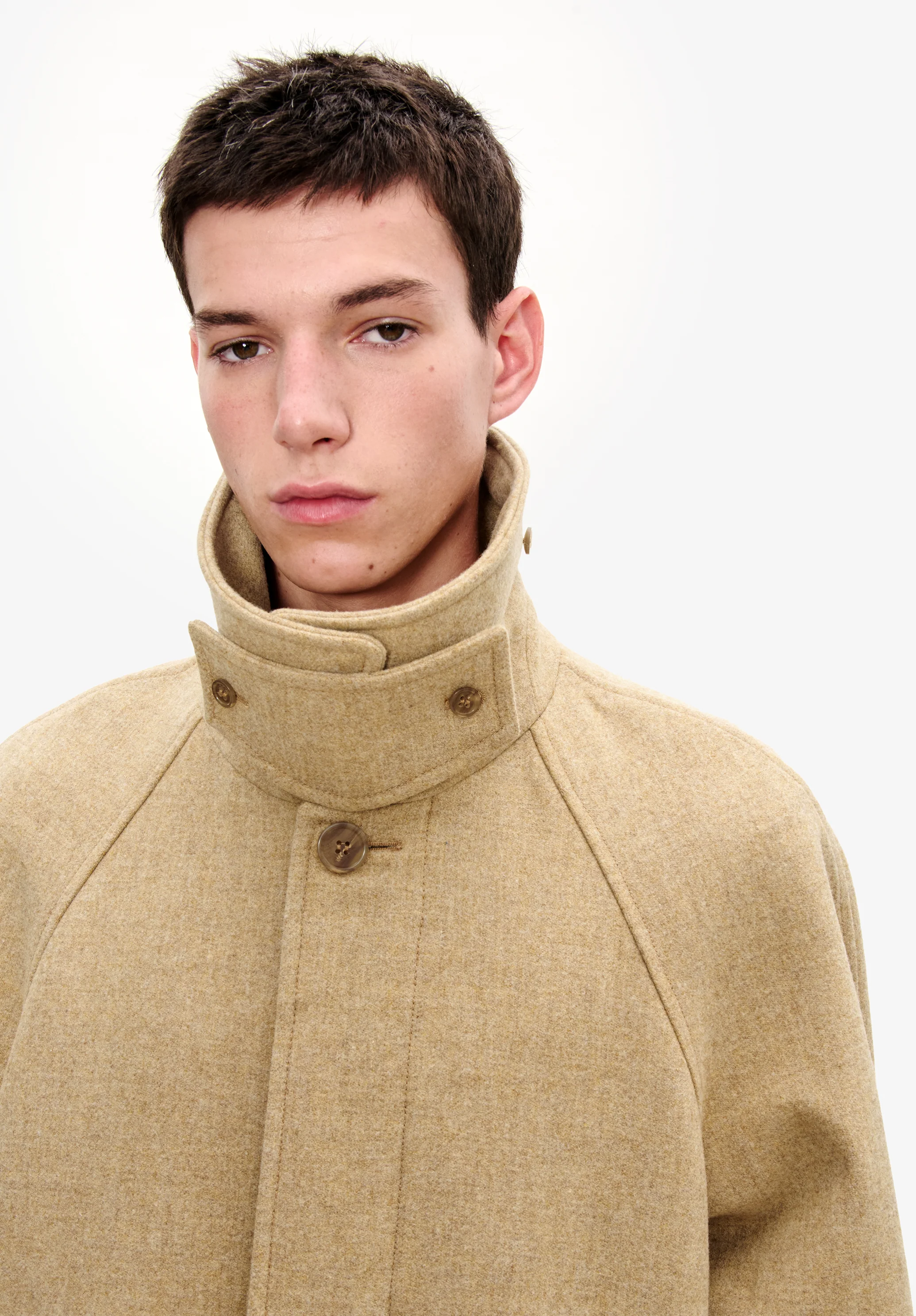 Solid-colour coat with raglan sleeves - Image 4